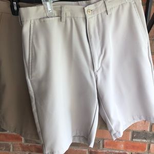 Men’s casual dress shorts Size 32